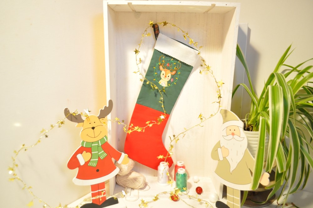 Chaussettes de Noël pour bébé avec un renne > Babystock