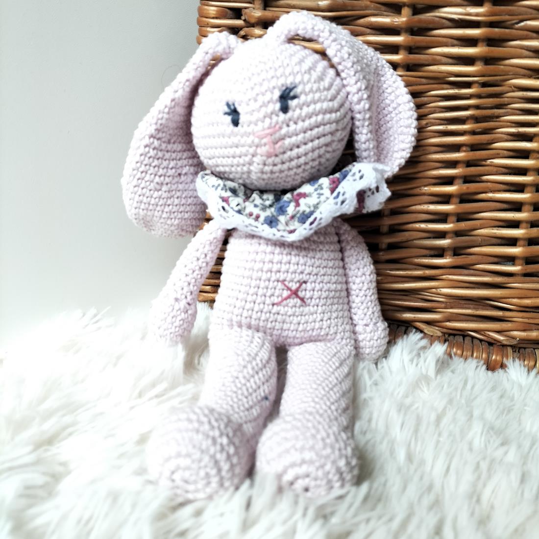 Doudou Bohème en crochet lapin beige - Bébé Boutchou